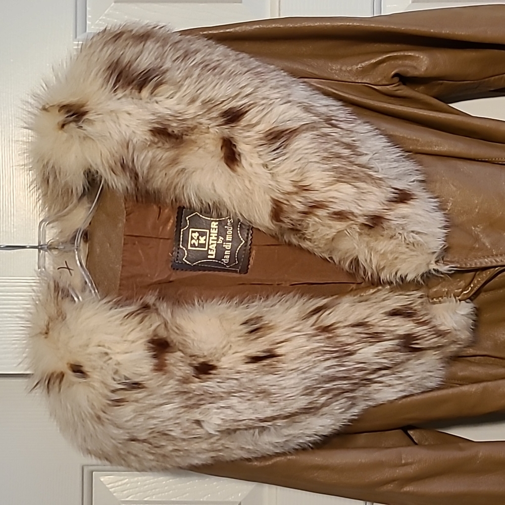 Vintage 24K Dan di modes  Camel Brown Leather Coat with Fur Collar Size 16